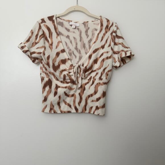 M Colsie Brown Zebra Print Crop Sweater - Picture 1 of 10